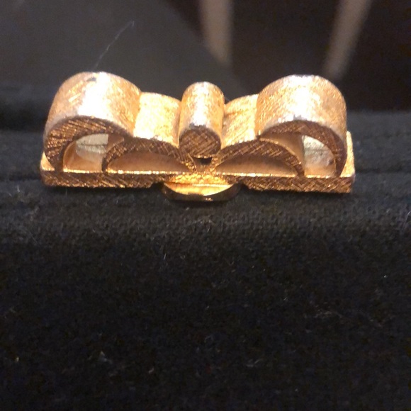 L&M Rectangular black fabric (wool?) purse with gold accent opener - Picture 6 of 9